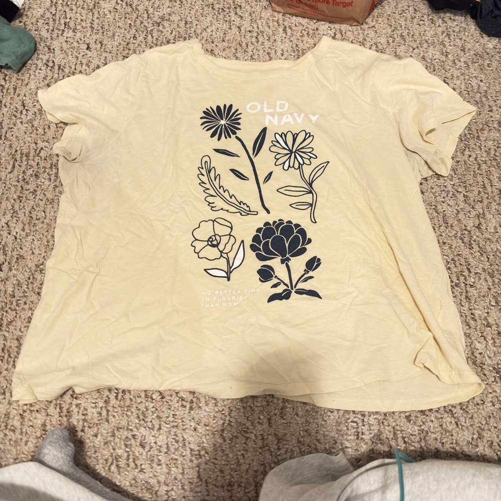 Old Navy T-Shirts XL